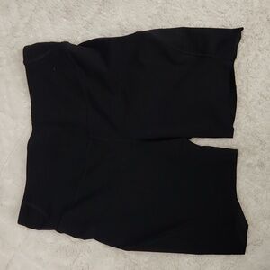 Lululemon base pace high rise shorts 6"